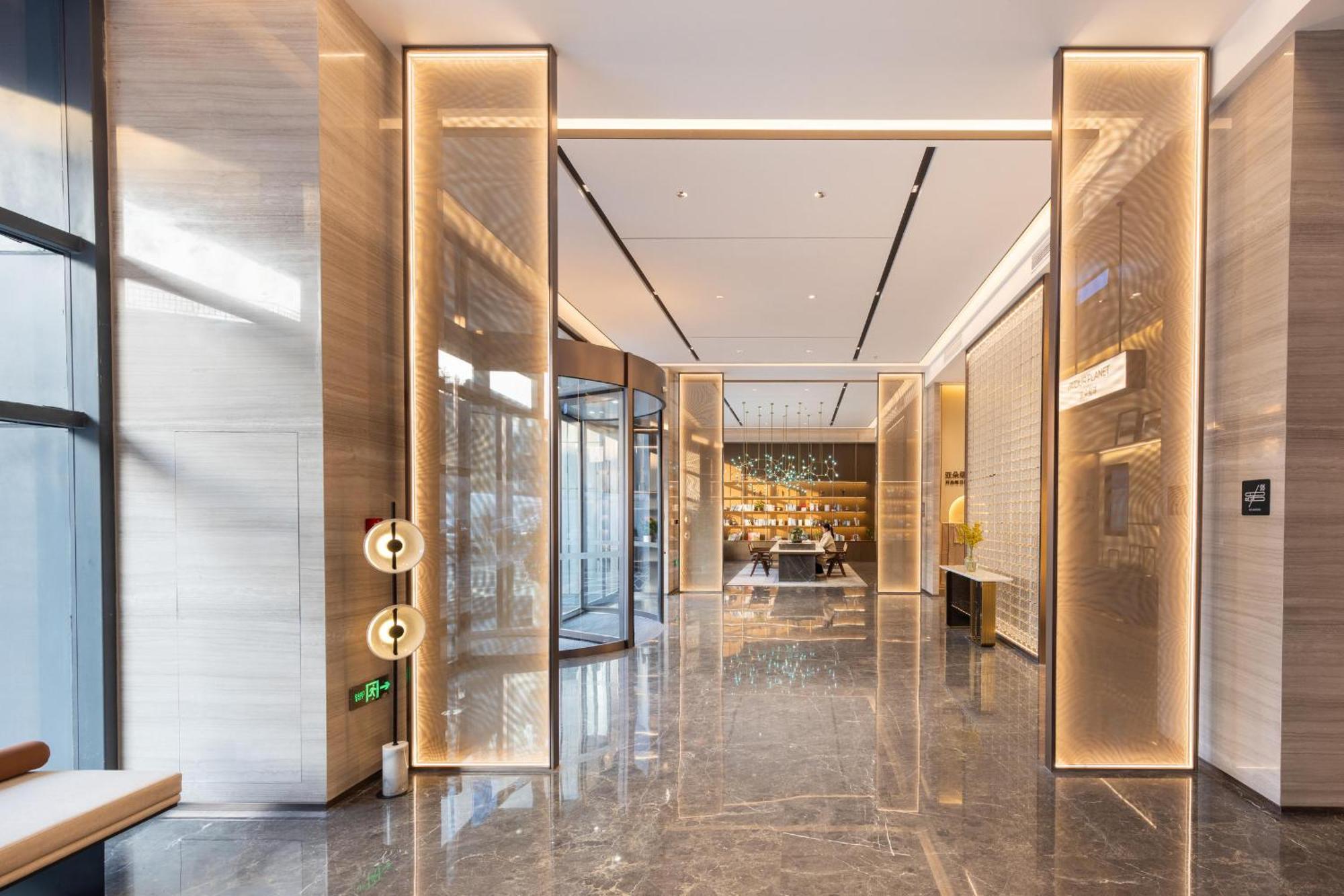 Atour Hotel Wuhan Chuhe Han Street Hongshan Plaza エクステリア 写真